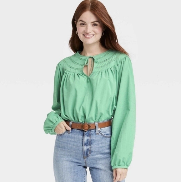 Universal Thread Tops - NWT universal thread green peasant top poet blouse xs